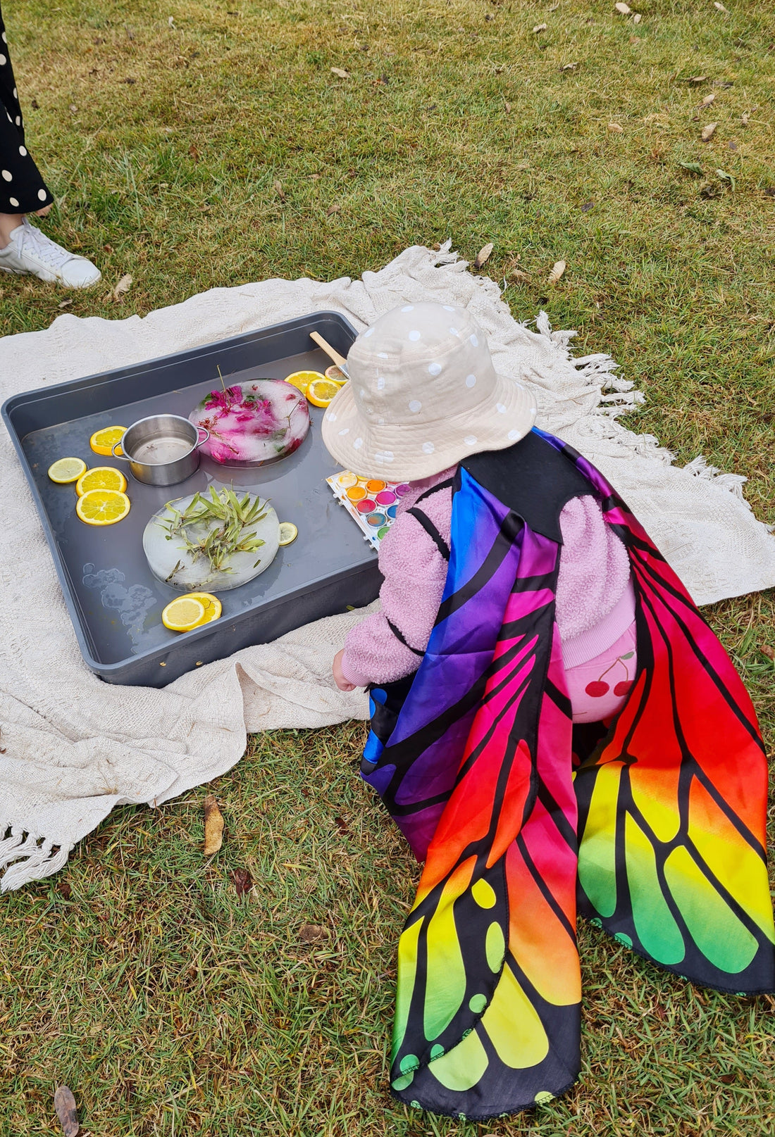 How to Set Up Sensory Play at Home (Without the Mess Taking Over!)