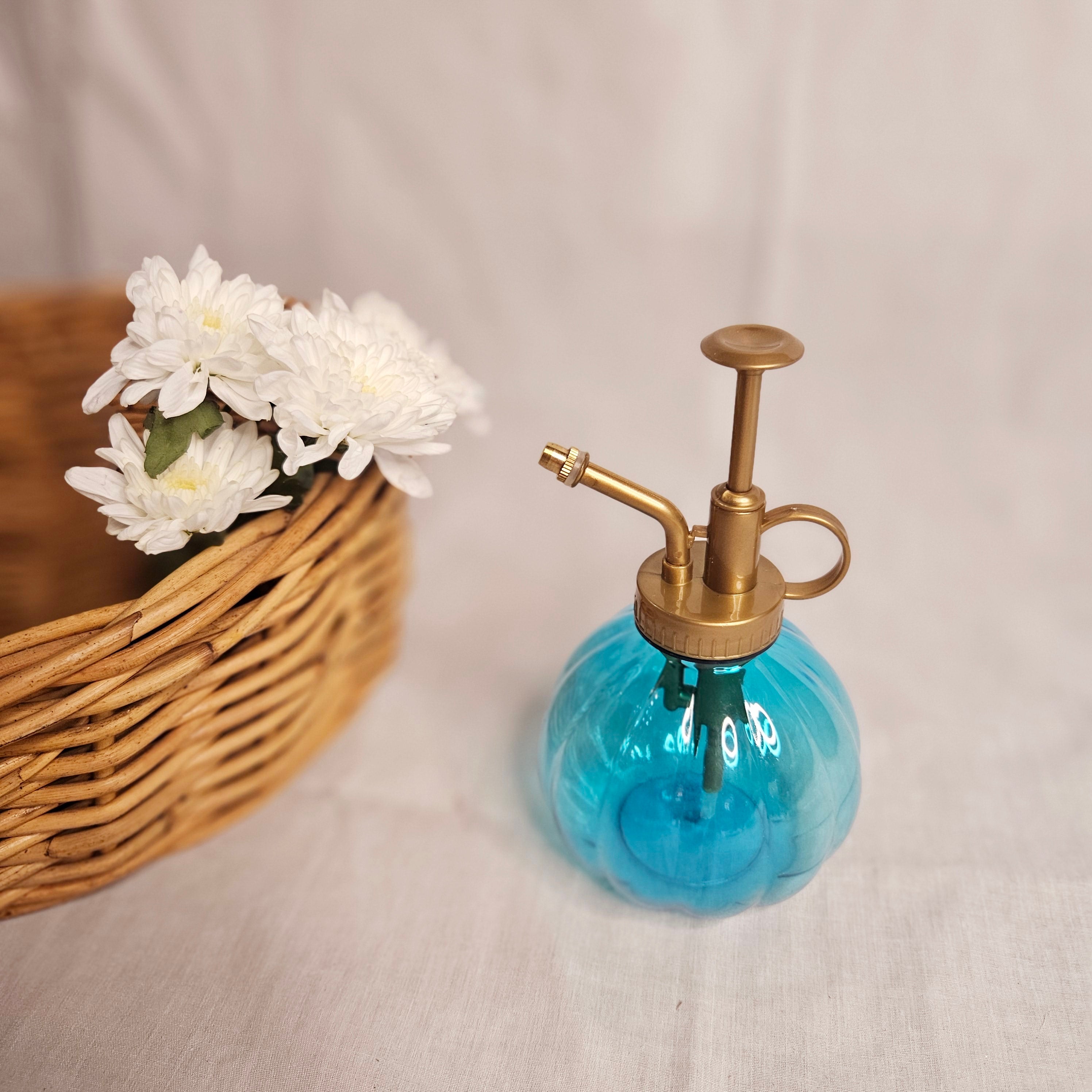 Vintage Style Plastic Spray Bottle image 2