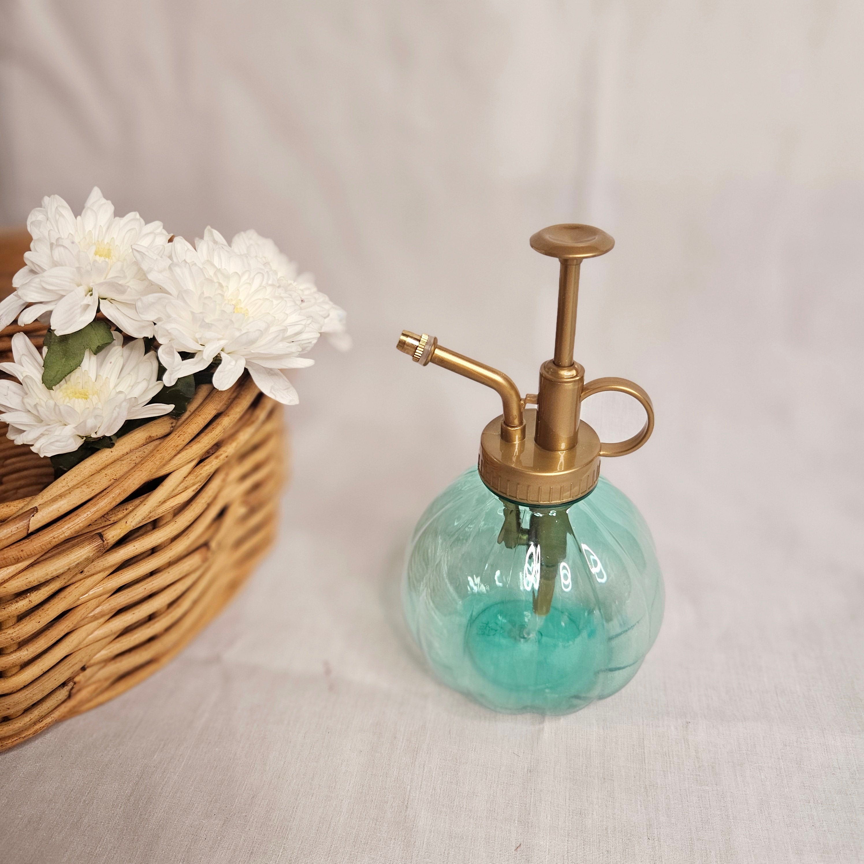 Vintage Style Plastic Spray Bottle image 3