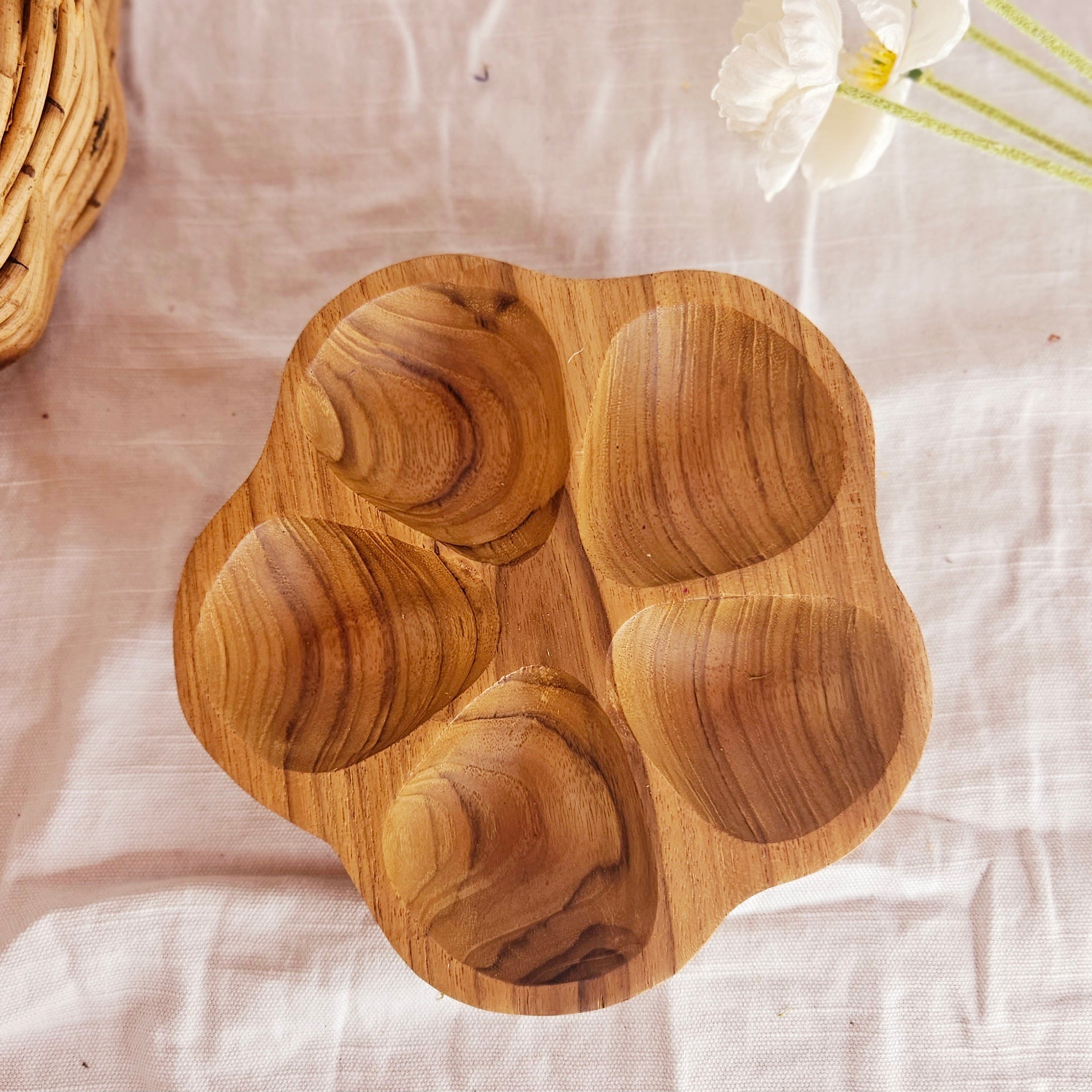Petal Bowl | Papoose Toys image 3