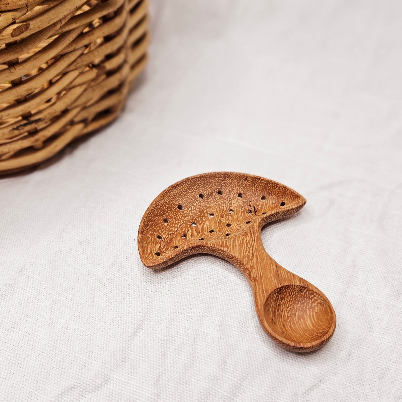 Mushroom Multi-tool | Wild Mountain Child image 1