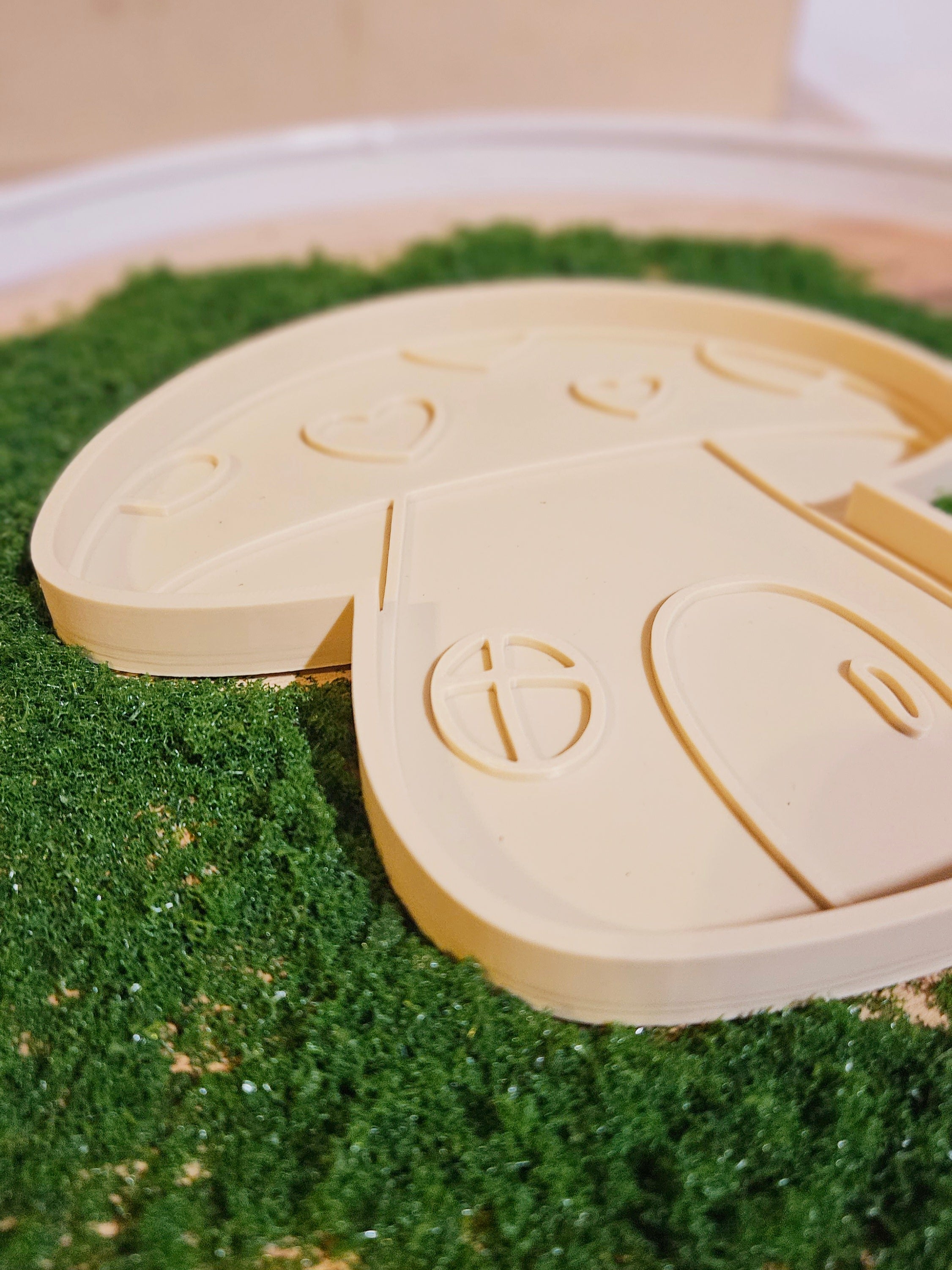 Toadstool House Play Tray image 3