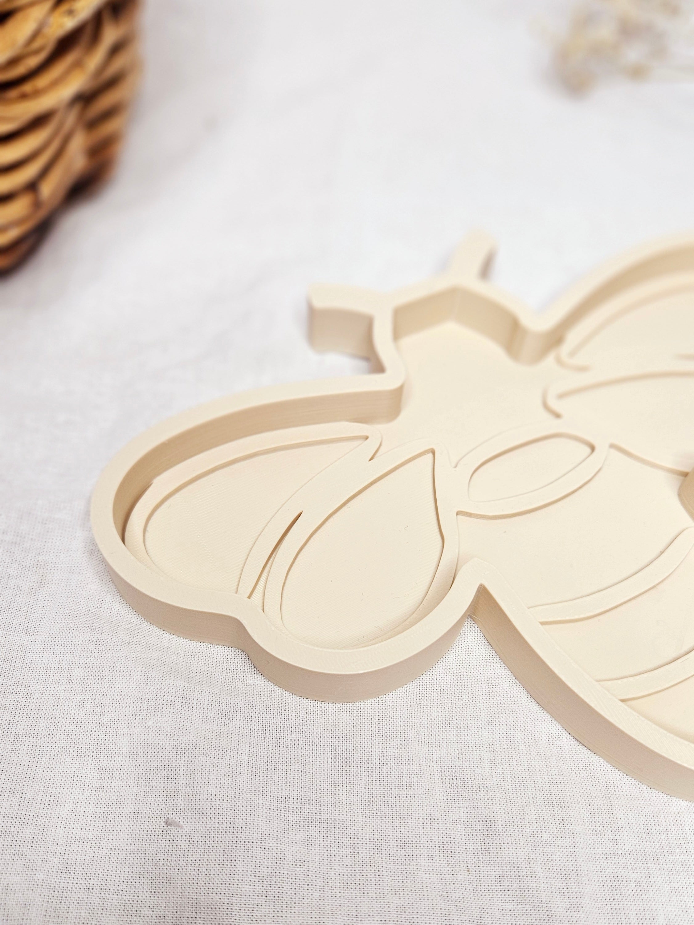 Bee Play Tray image 0