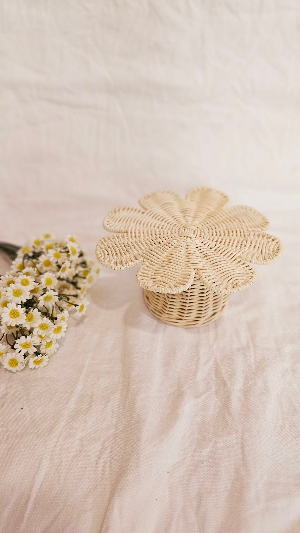 Daisy Cake Stand | JuniMoon image 1