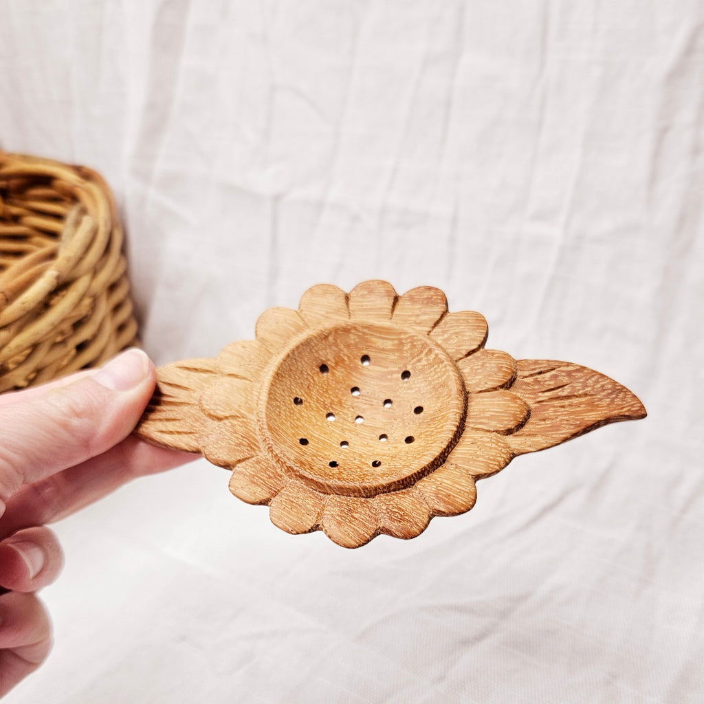 Daisy Strainer | Wild Mountain Child image 1