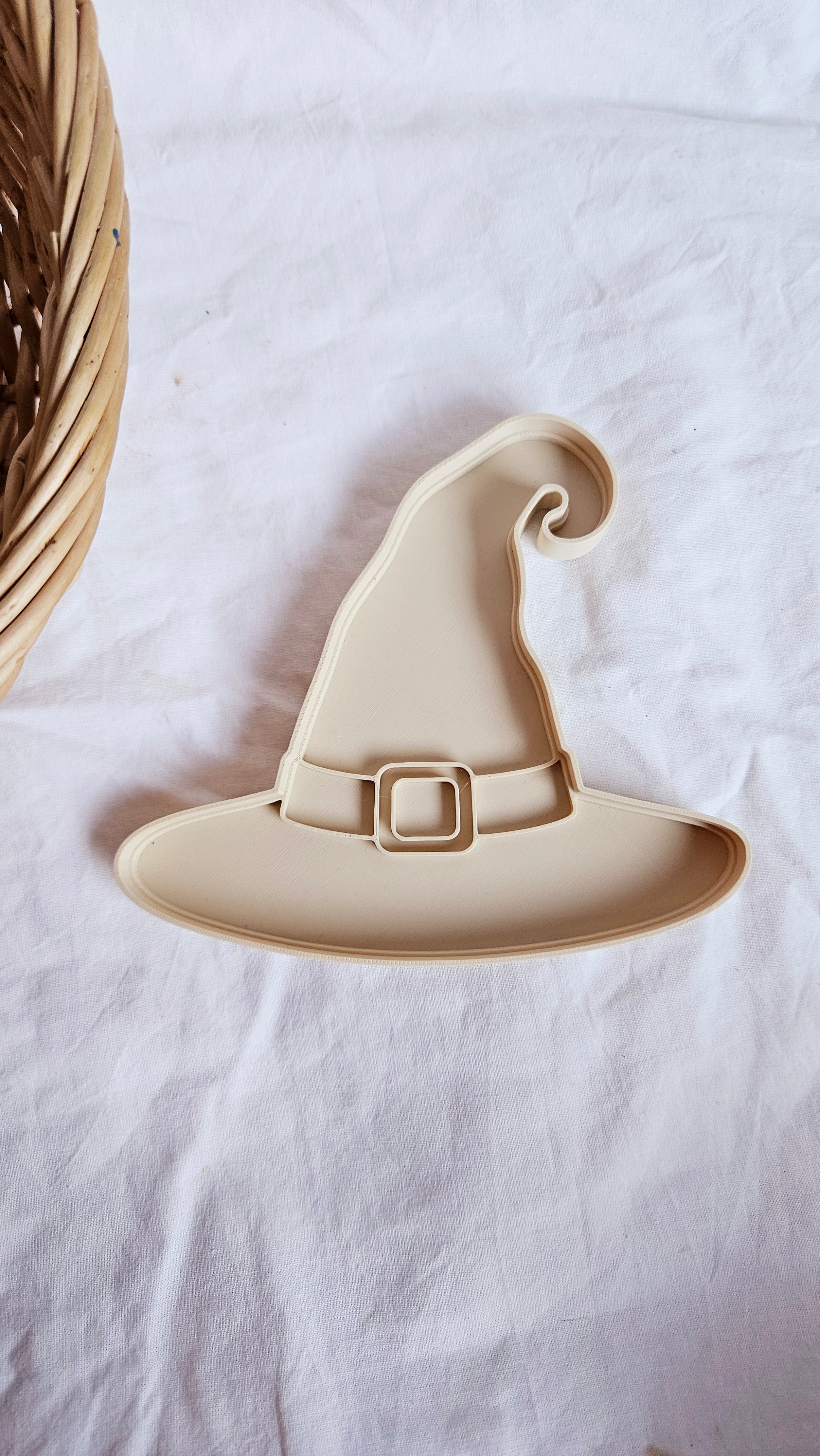 Witches Hat Play Tray