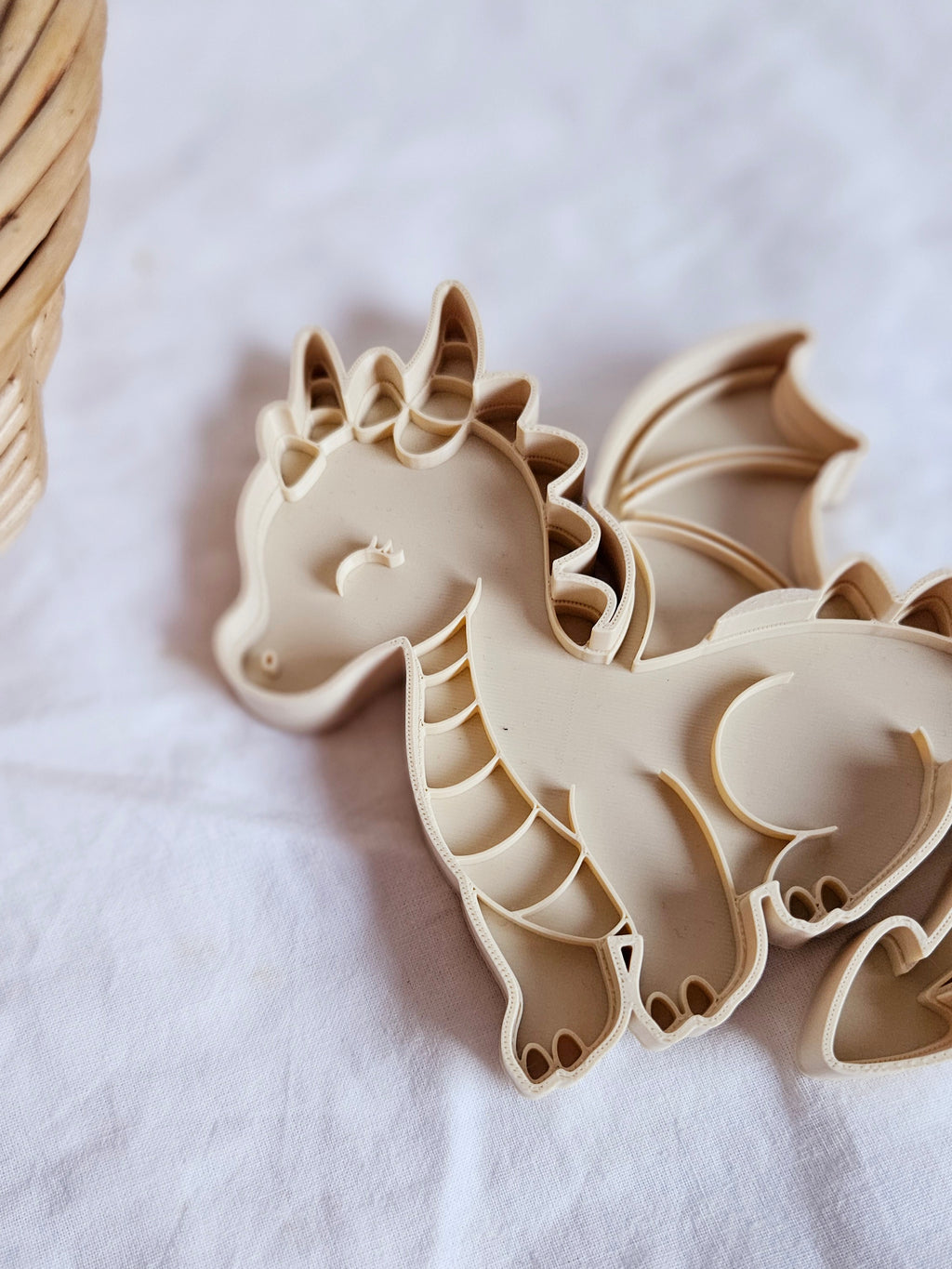 Dragon Play Tray