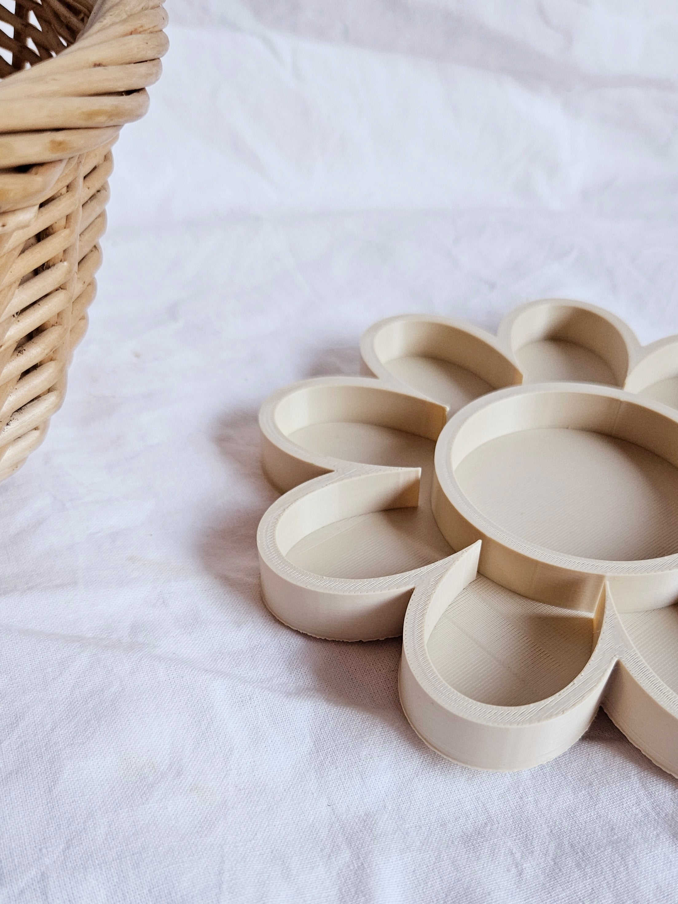 Daisy Play Tray