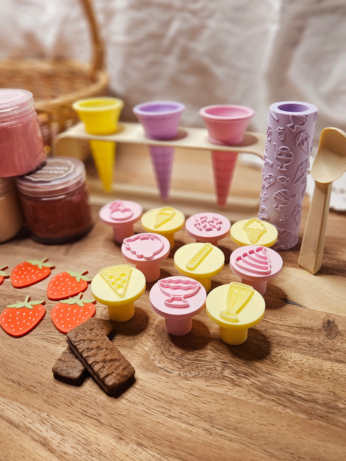 Deluxe ice cream shop playdough kit, photo 2