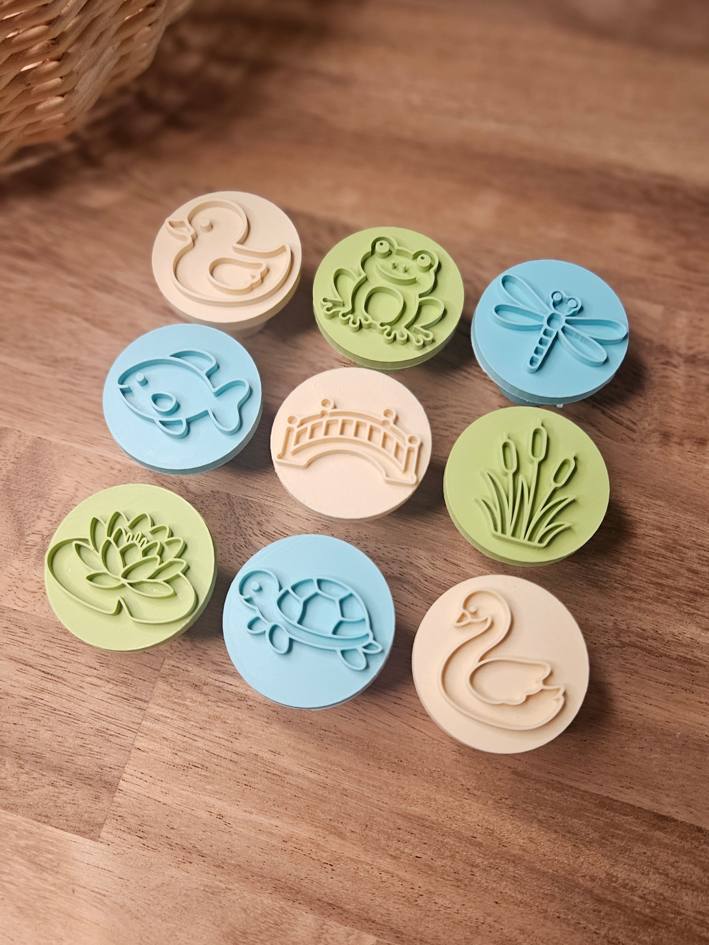 Pond Life Playdough Stampers – Set of 9