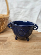 Cast Iron Cauldrons (large)