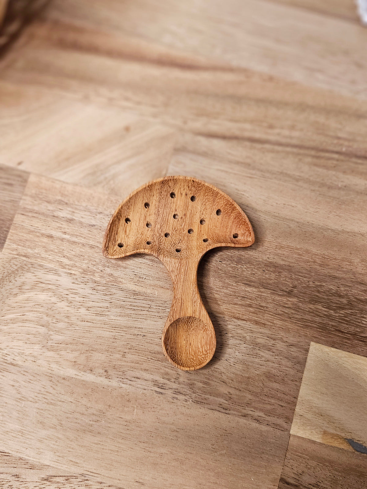Mushroom Multi-tool | Wild Mountain Child